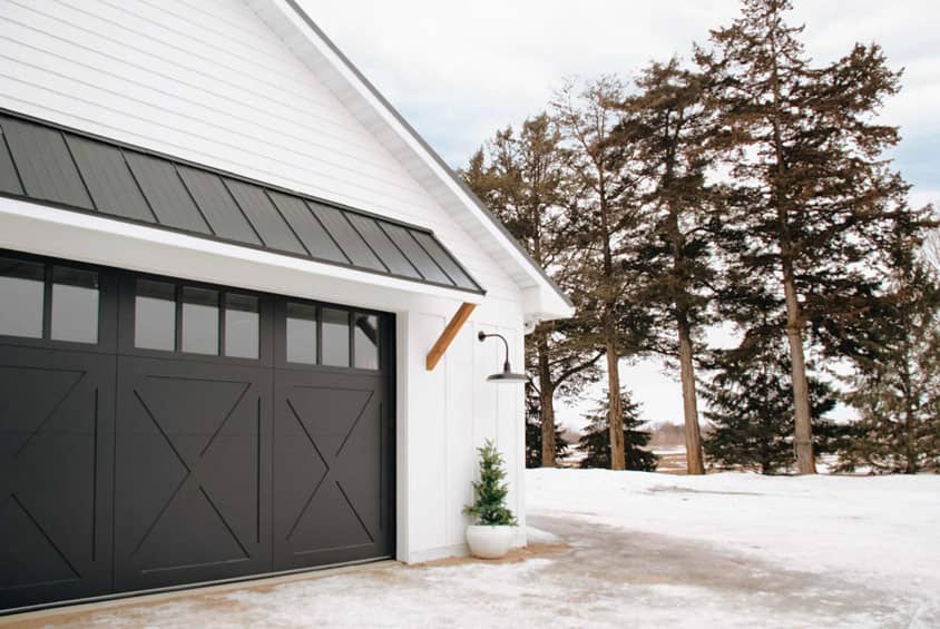 TIPS TO KEEP YOUR GARAGE WARM DURING WINTER
